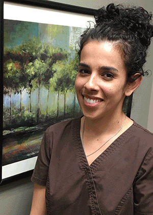 Headshot of dental assistant Jeanette